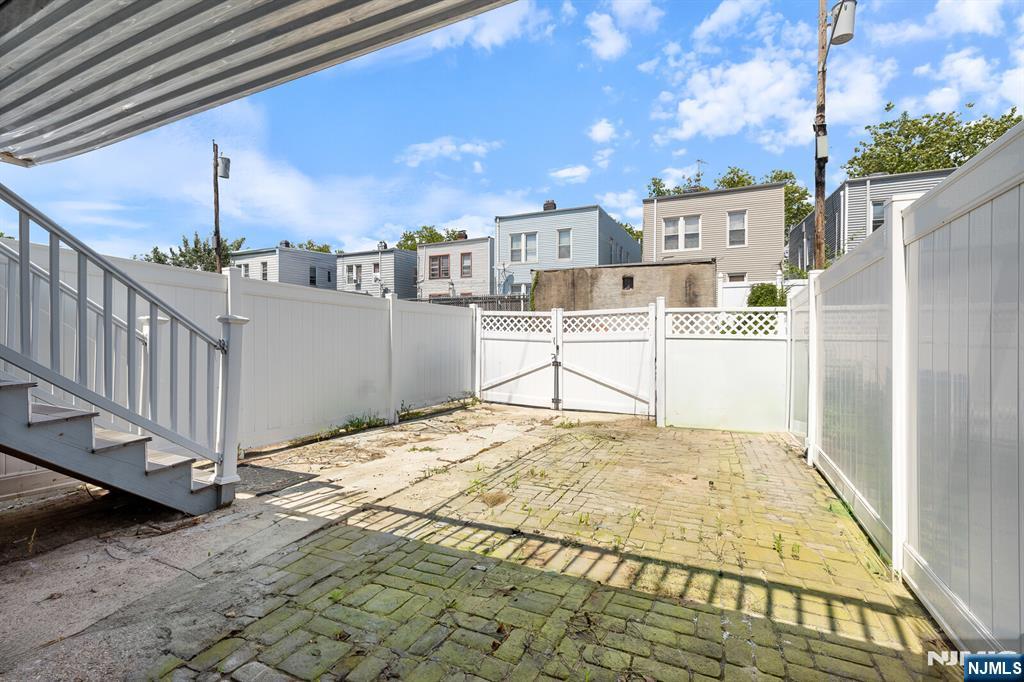 304A Stevens Avenue
