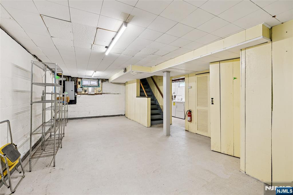 339 W Passaic Avenue