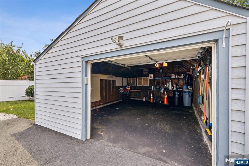 339 W Passaic Avenue