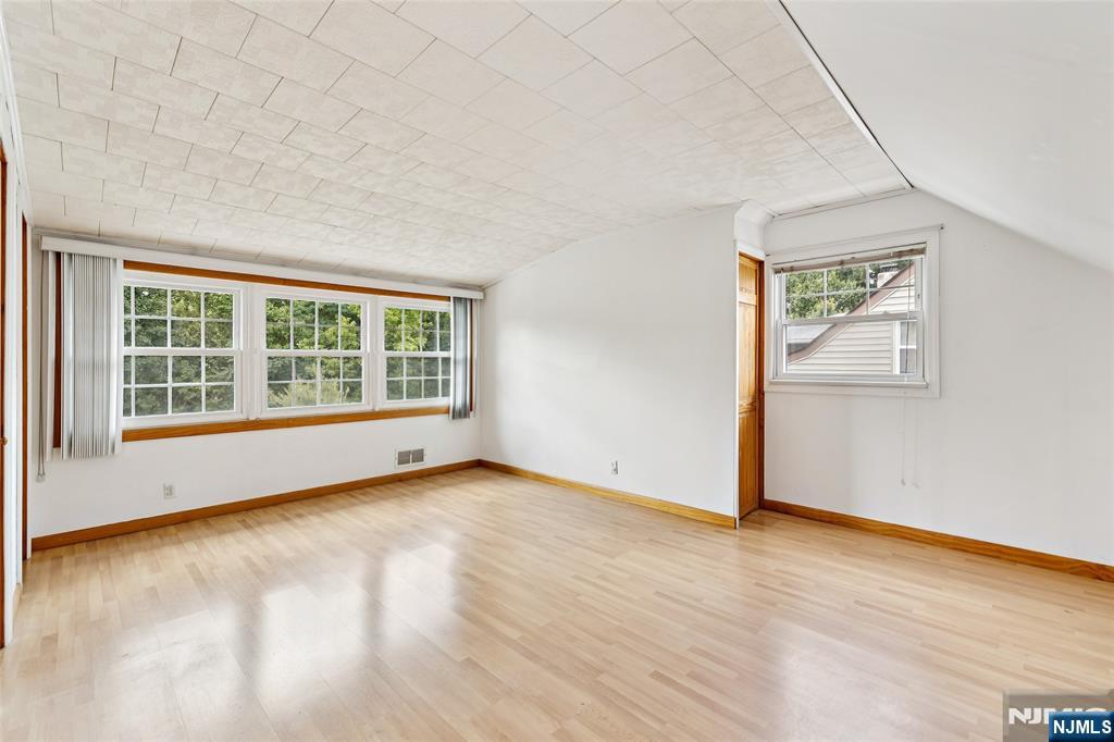 339 W Passaic Avenue
