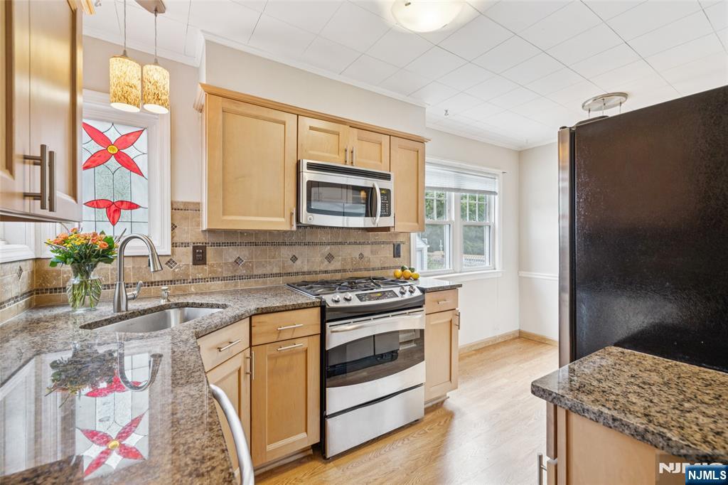 339 W Passaic Avenue
