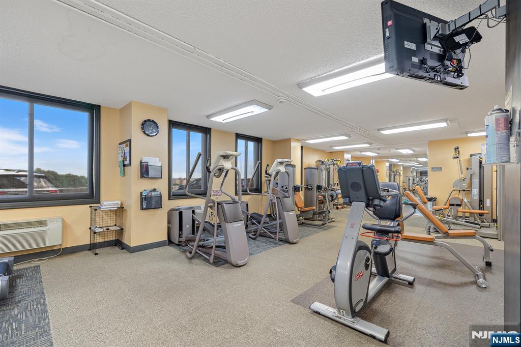 160 Overlook Avenue 22F