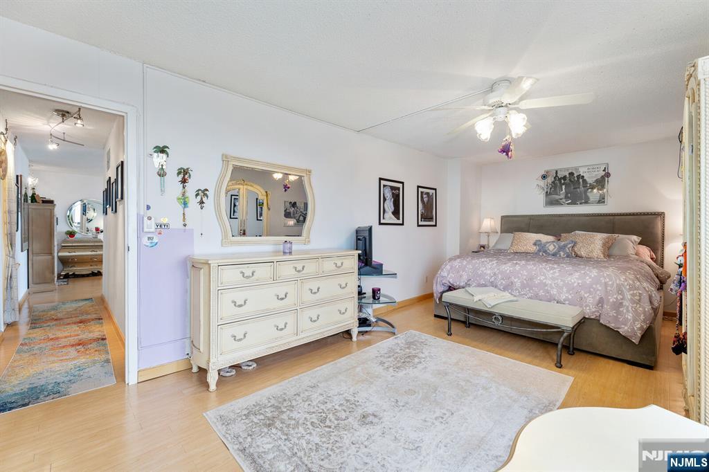 160 Overlook Avenue 22F