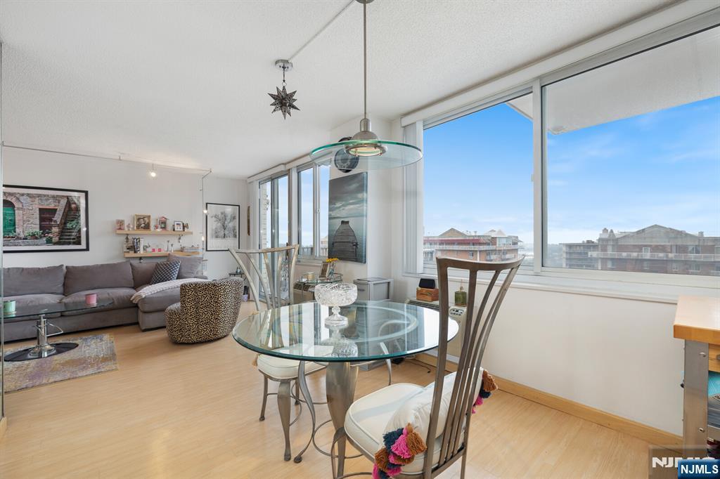 160 Overlook Avenue 22F