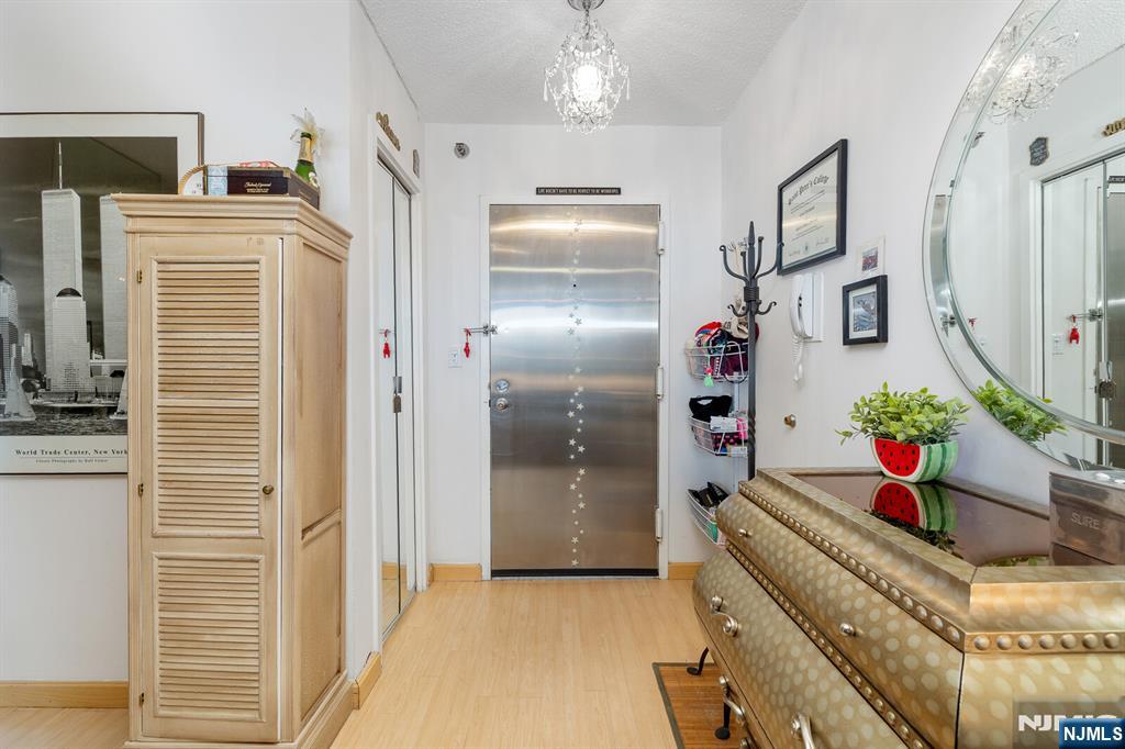 160 Overlook Avenue 22F