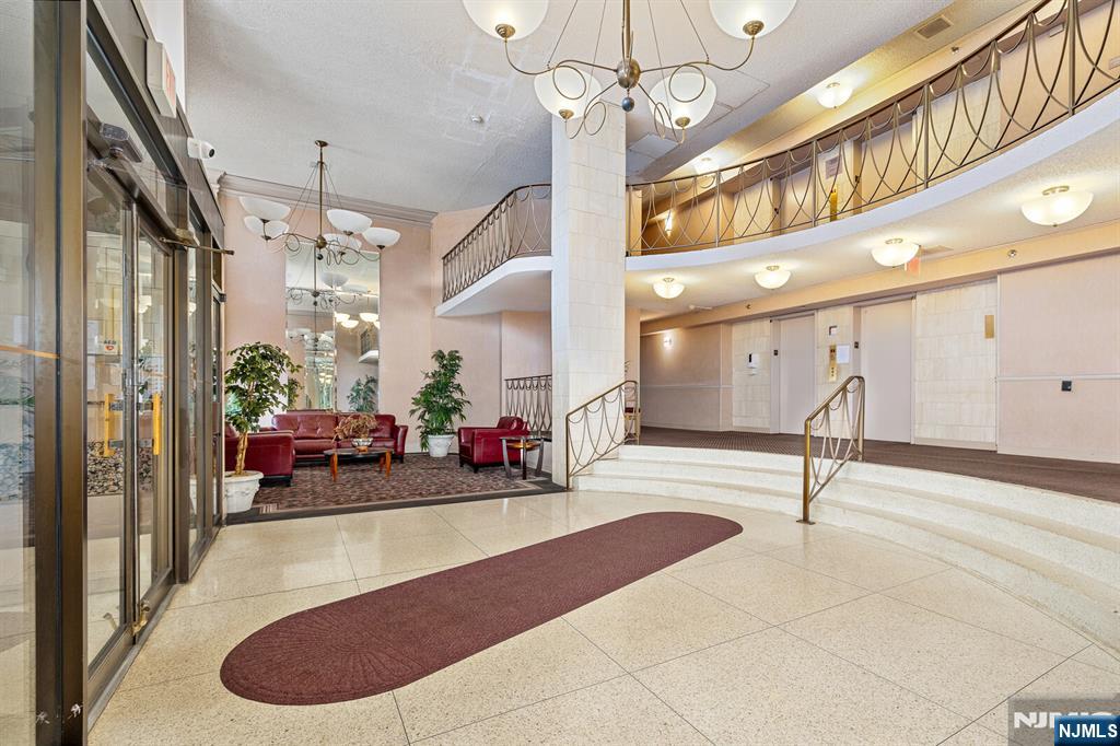 160 Overlook Avenue 22F