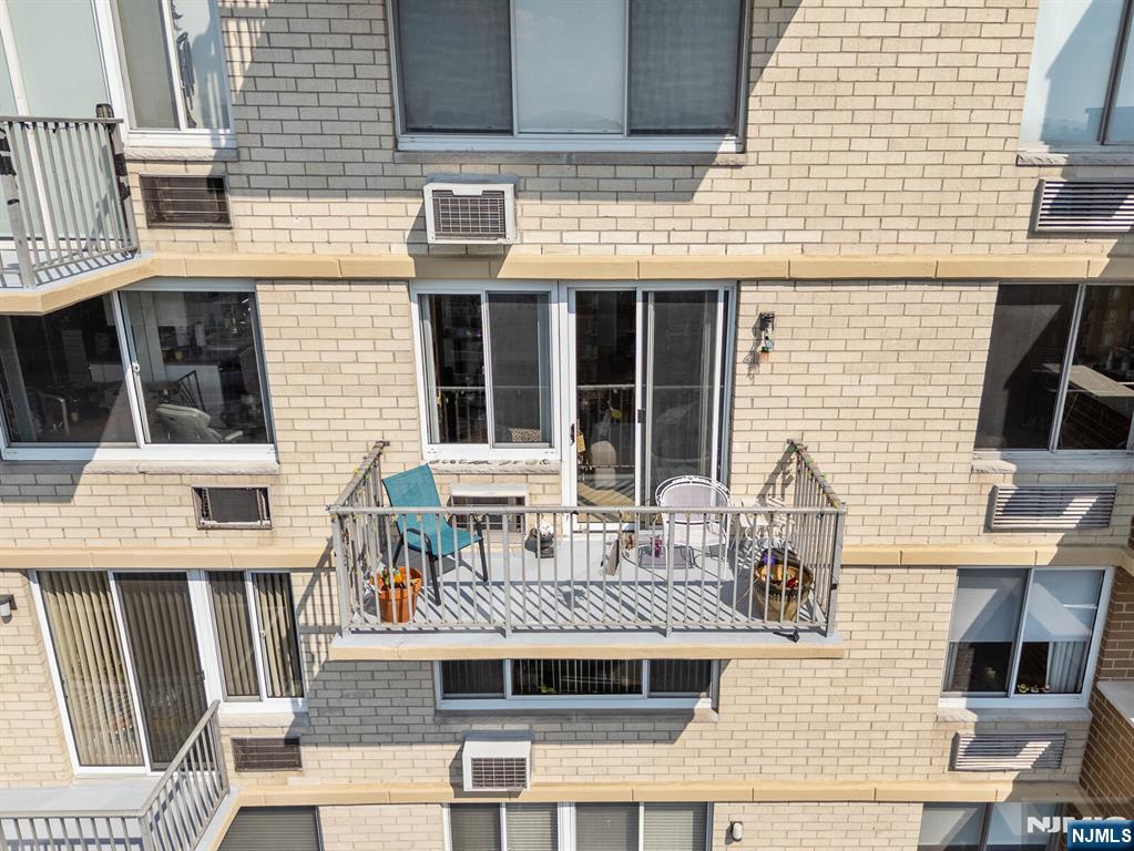 160 Overlook Avenue 22F