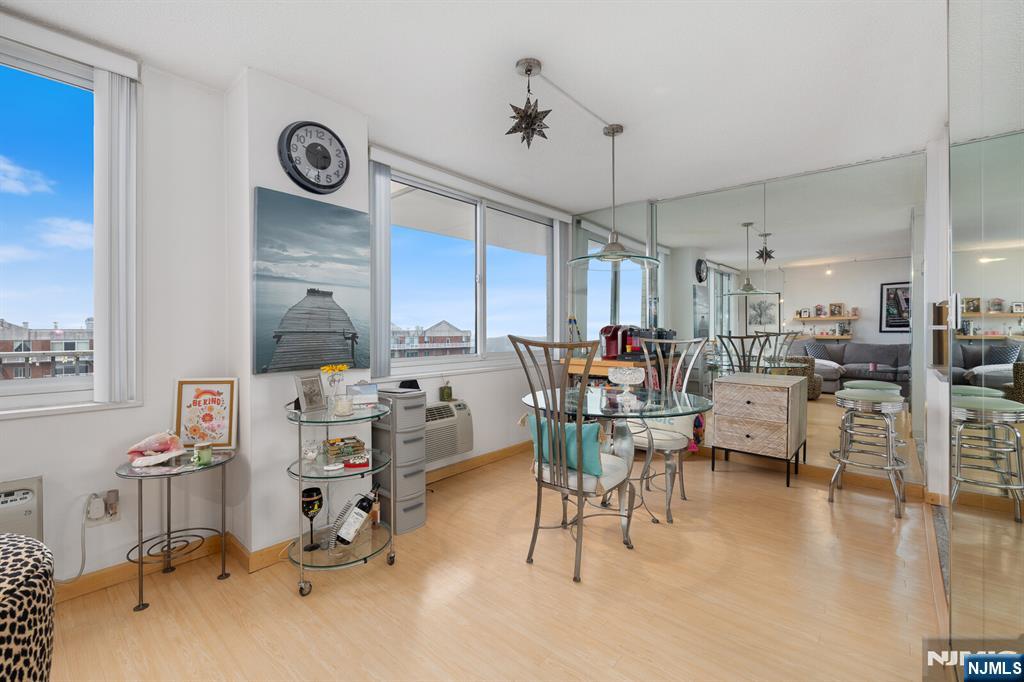 160 Overlook Avenue 22F