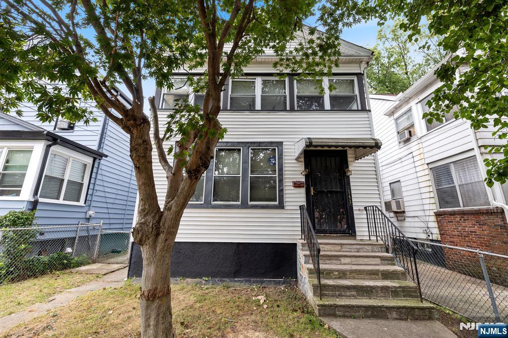 143 Smith Street