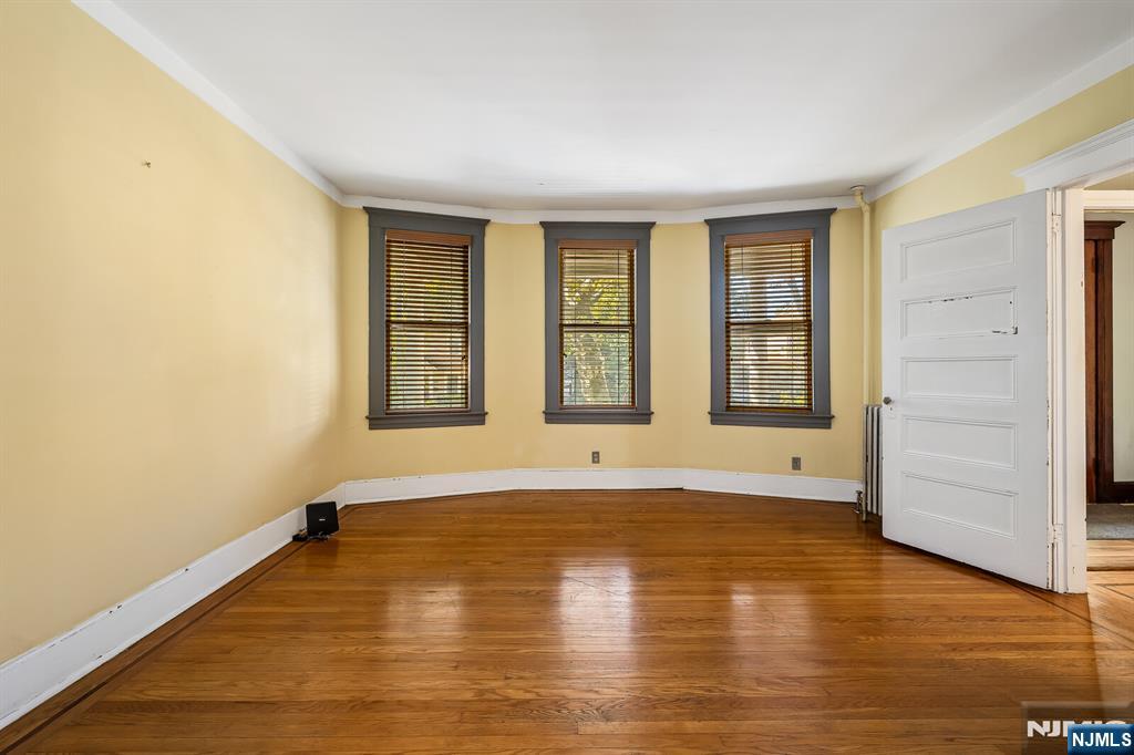 30 Pierrepont Avenue