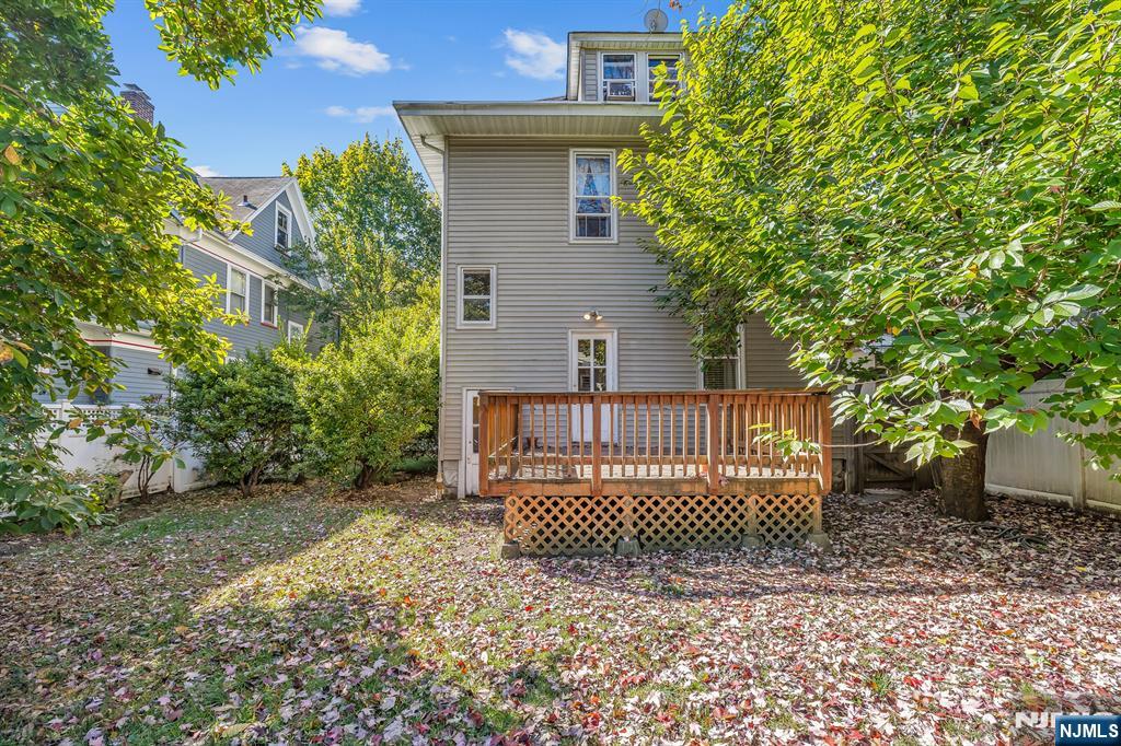 30 Pierrepont Avenue