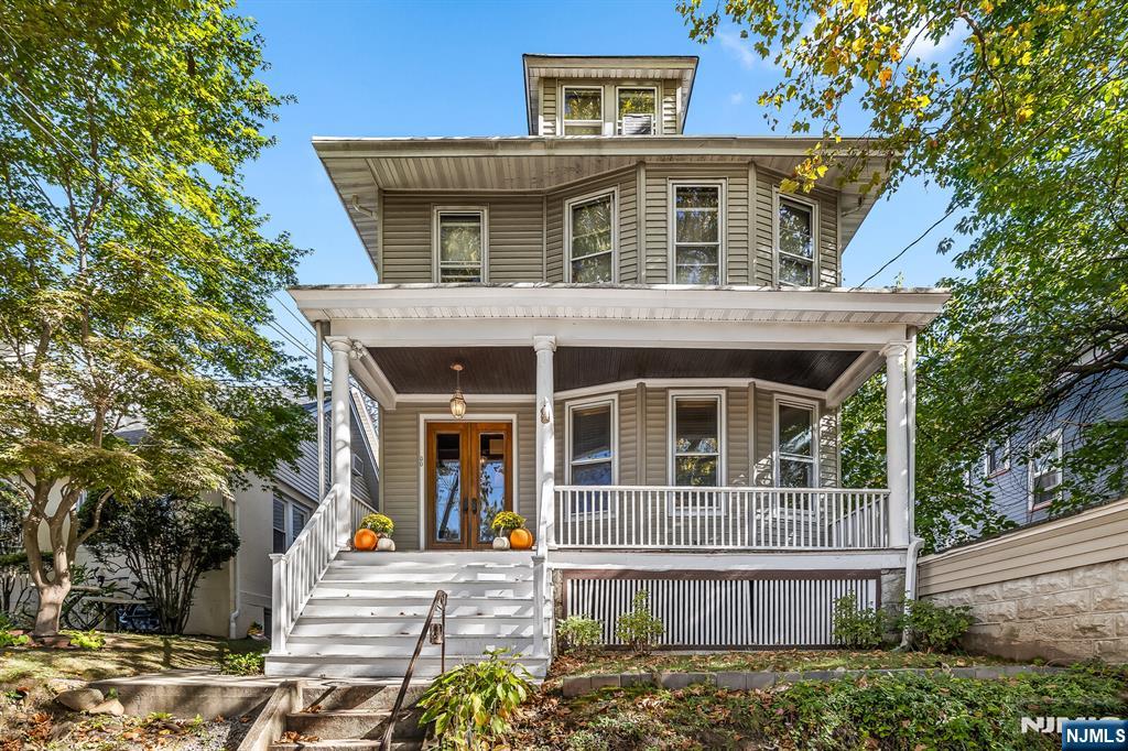 30 Pierrepont Avenue