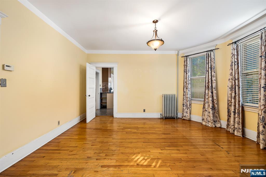 30 Pierrepont Avenue