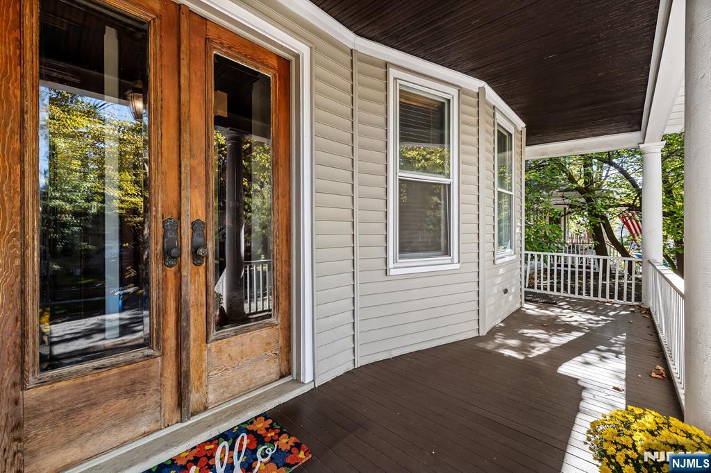 30 Pierrepont Avenue