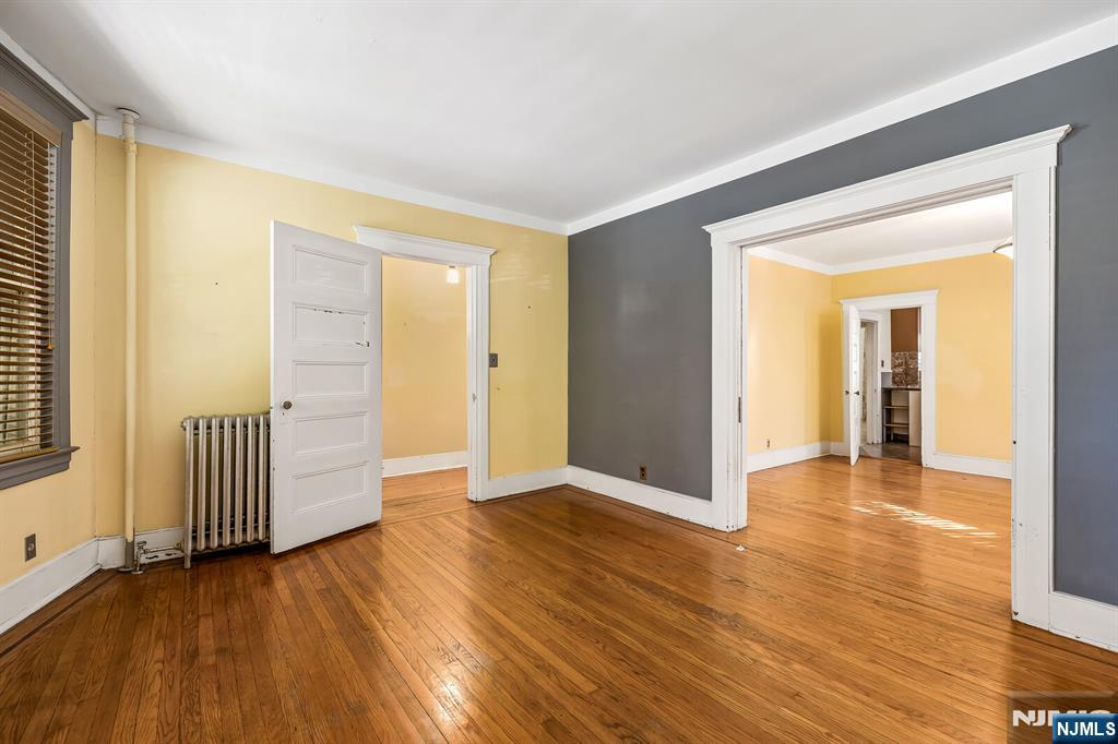 30 Pierrepont Avenue