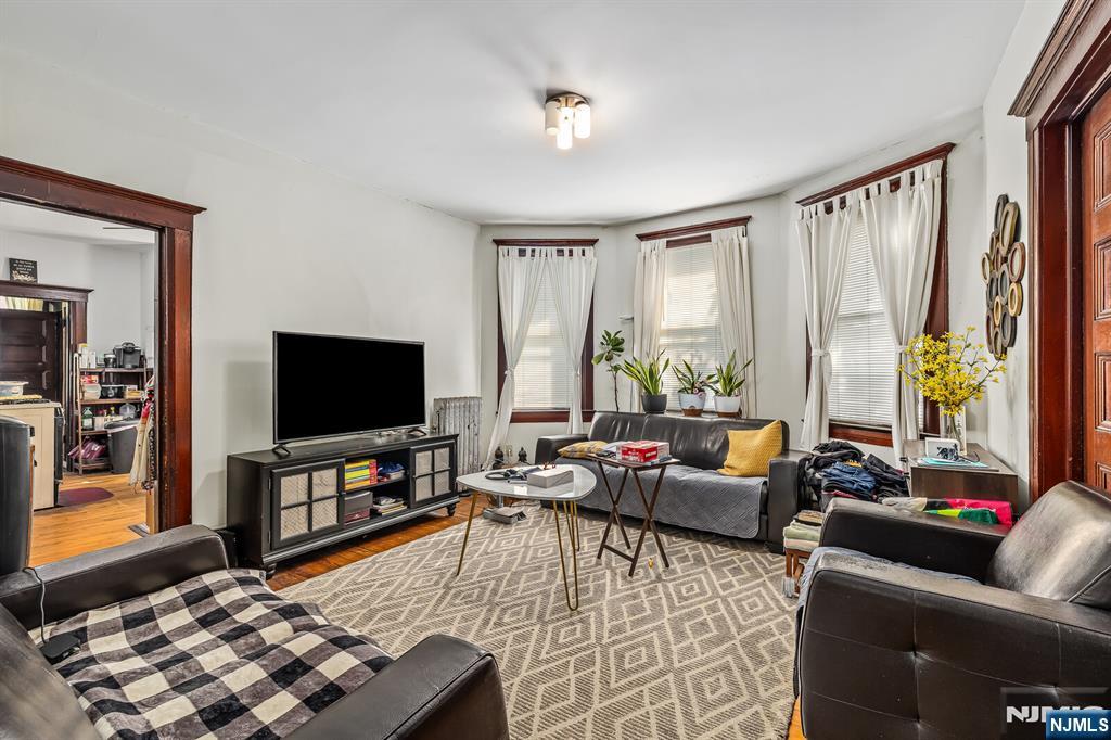 30 Pierrepont Avenue