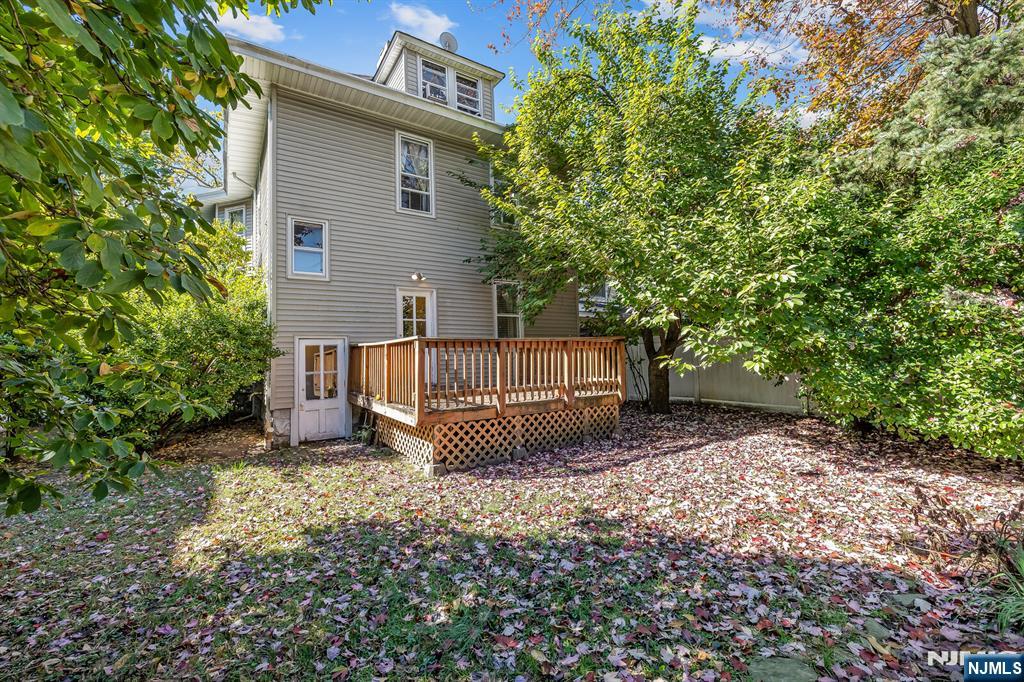 30 Pierrepont Avenue