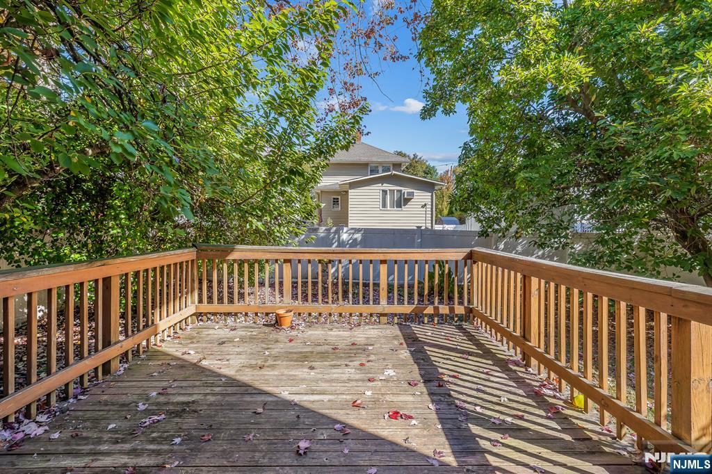 30 Pierrepont Avenue