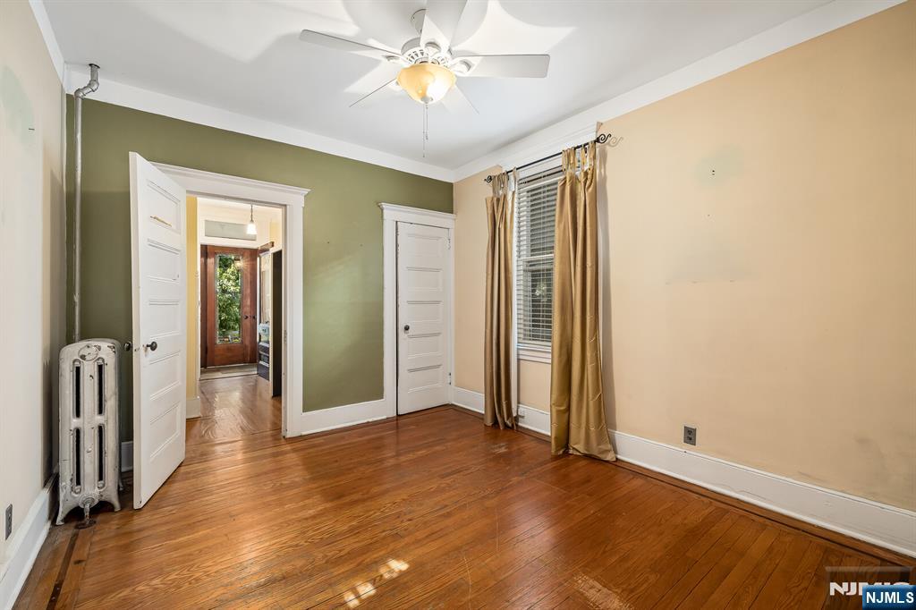 30 Pierrepont Avenue