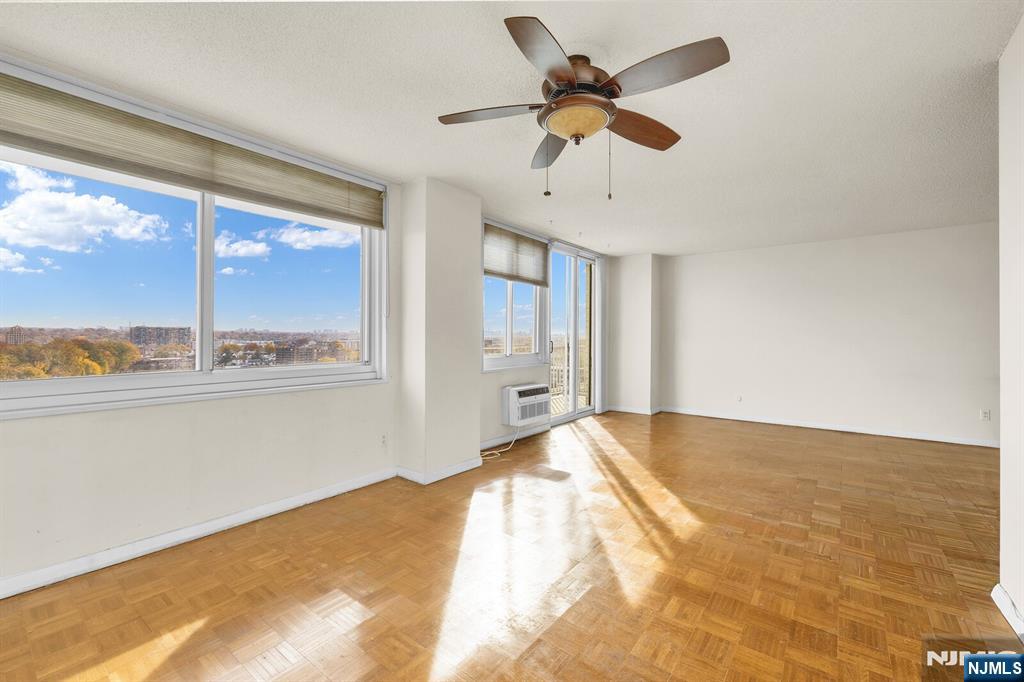 160 Overlook Avenue 7A