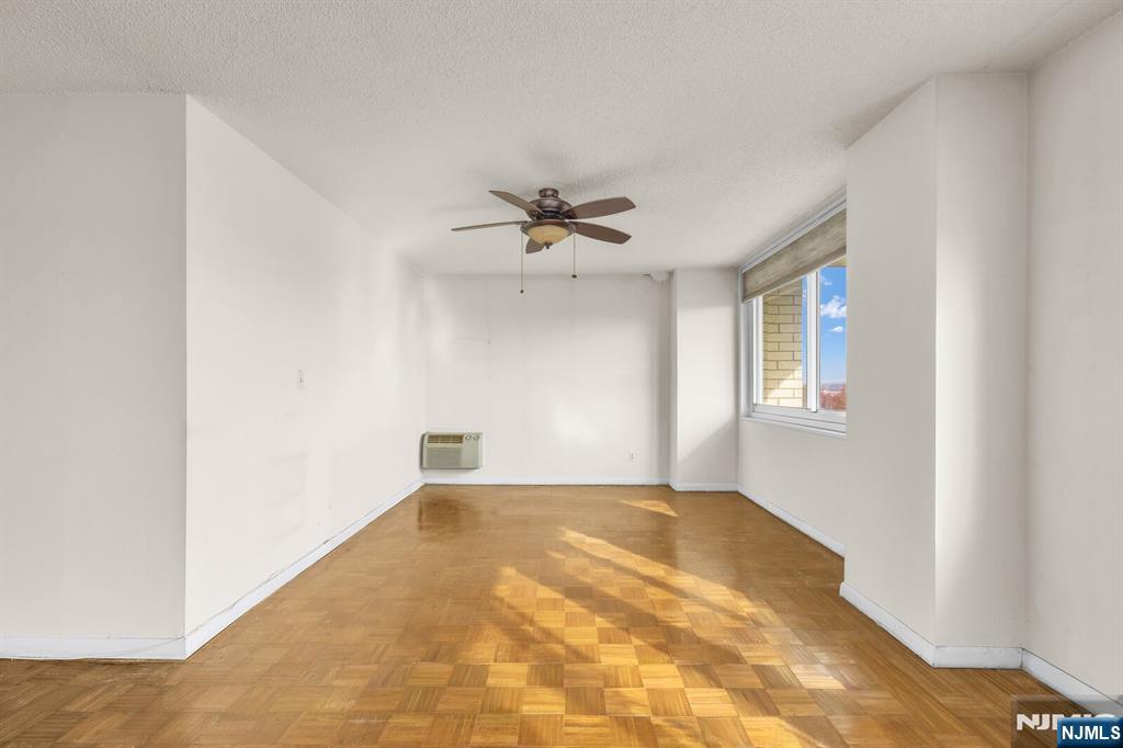 160 Overlook Avenue 7A