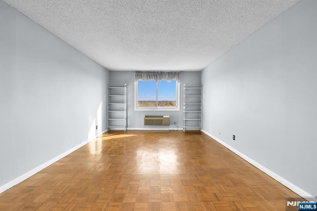 160 Overlook Avenue 7A