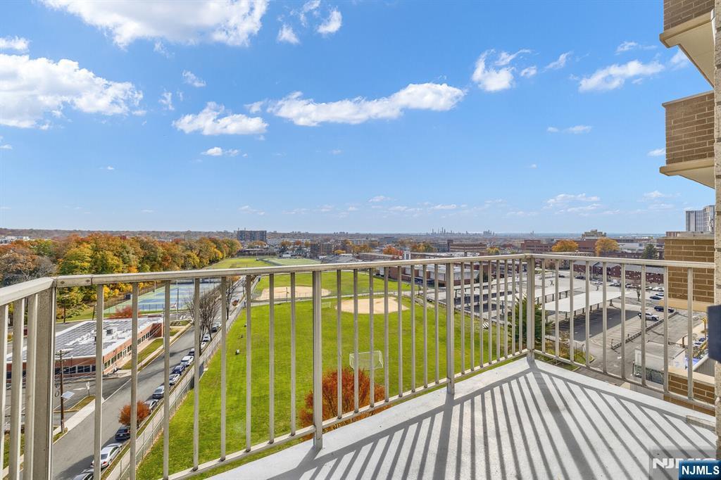 160 Overlook Avenue 7A