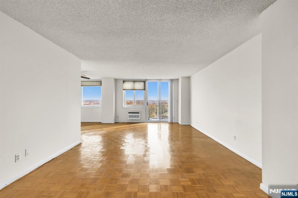 160 Overlook Avenue 7A