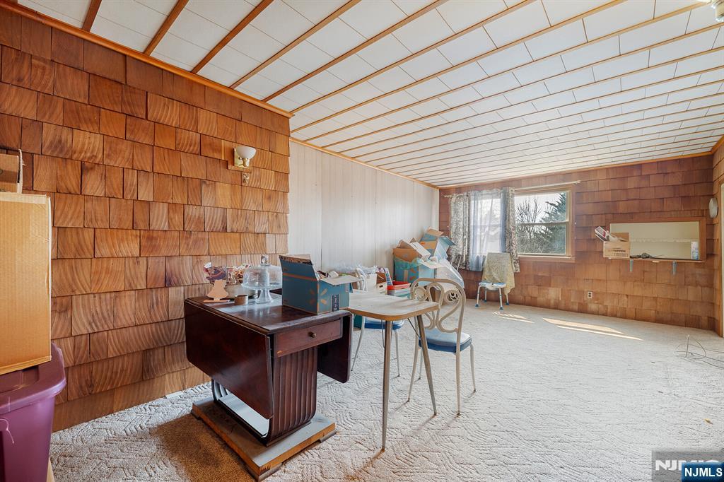 65 Marsellus Place