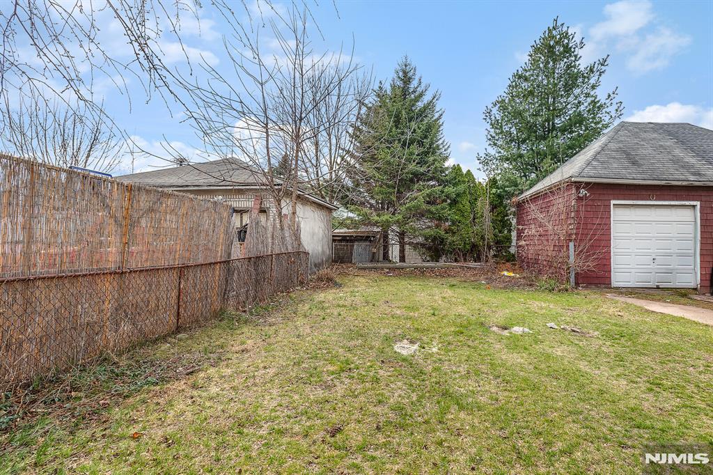 65 Marsellus Place