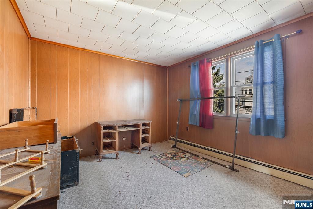 65 Marsellus Place