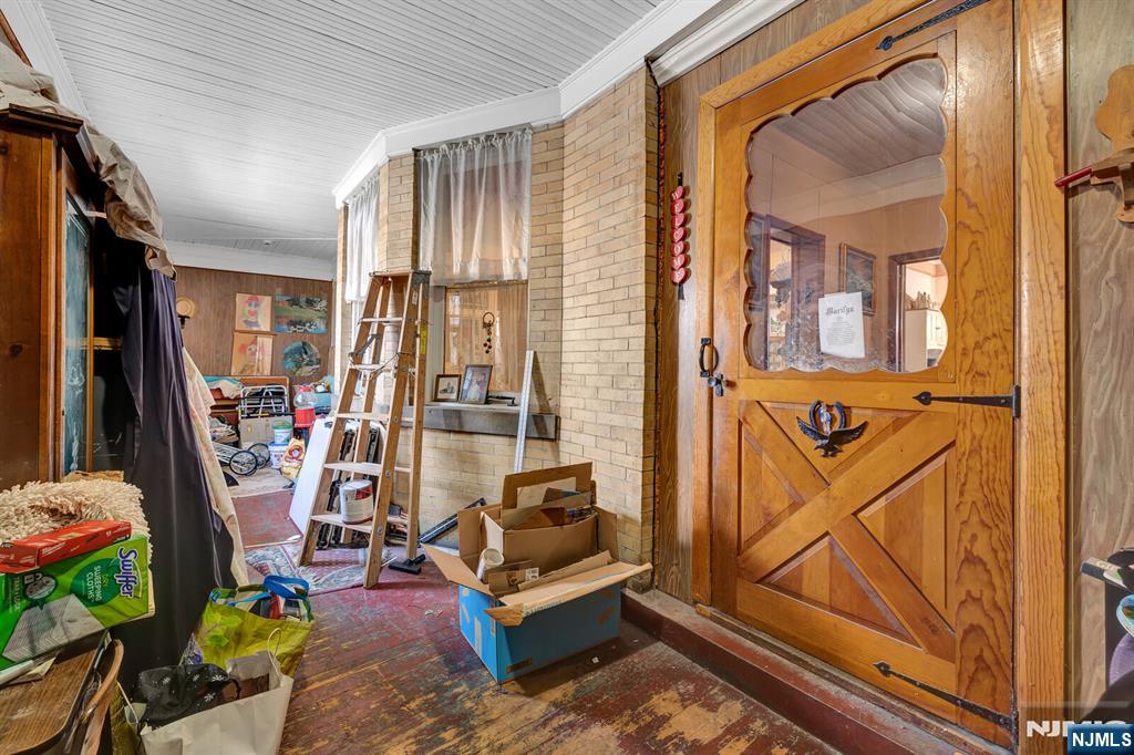 65 Marsellus Place