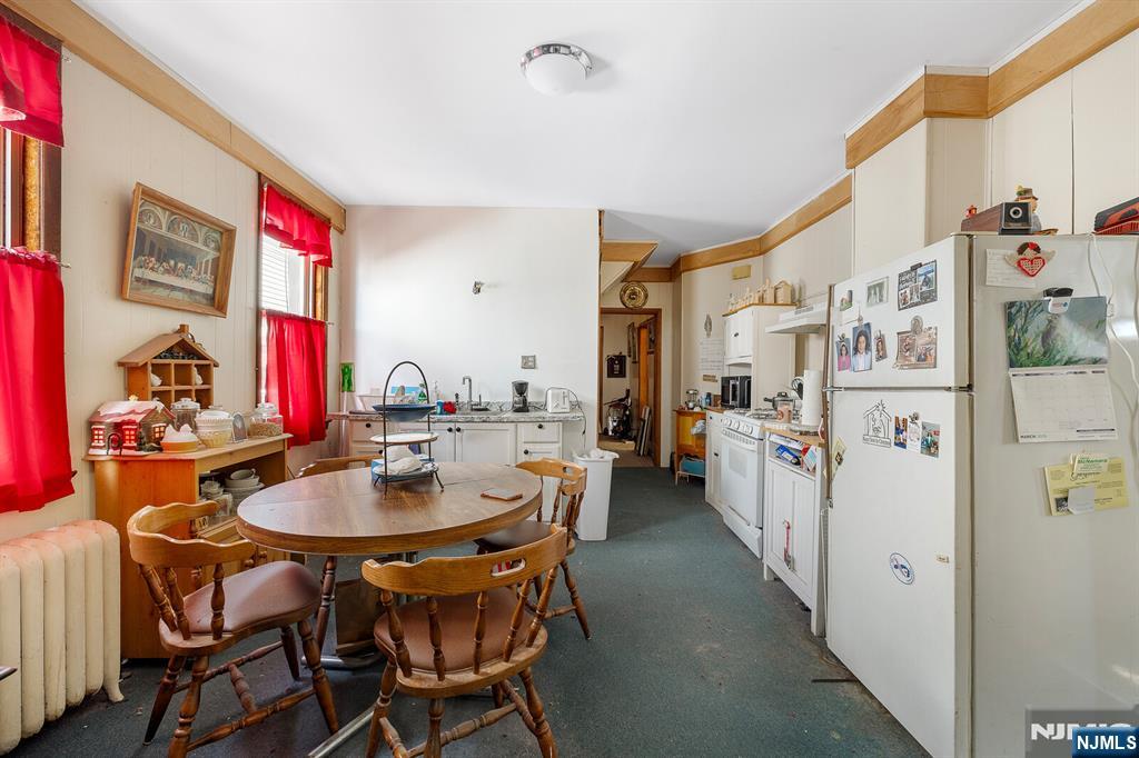 65 Marsellus Place