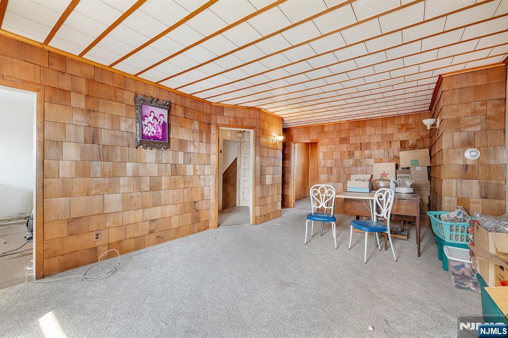 65 Marsellus Place