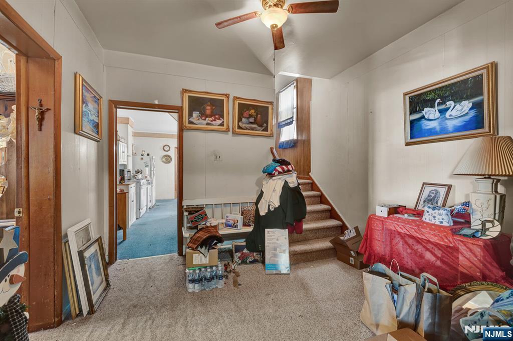 65 Marsellus Place