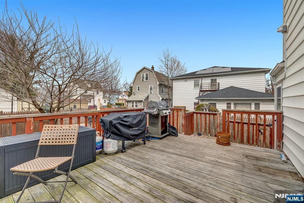 322 Broughton Avenue