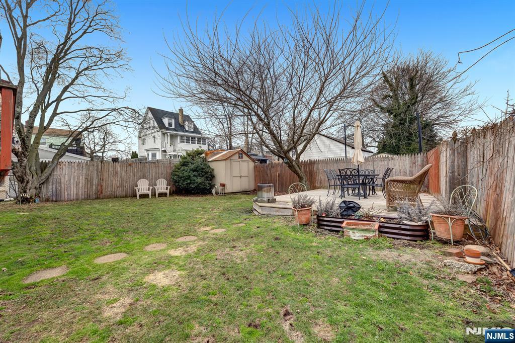 322 Broughton Avenue