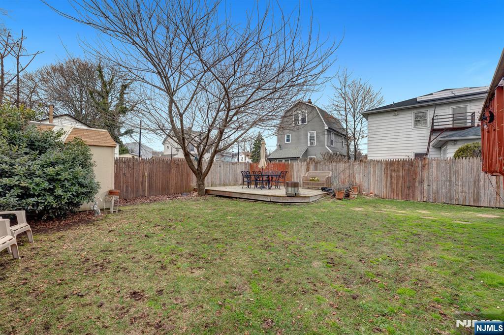 322 Broughton Avenue