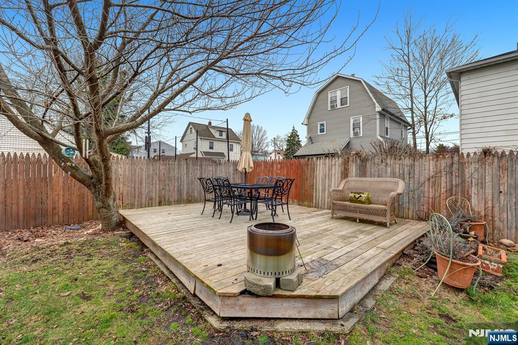 322 Broughton Avenue