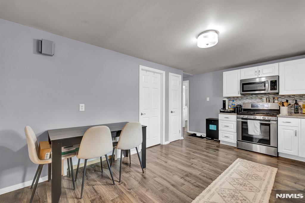 322 Broughton Avenue
