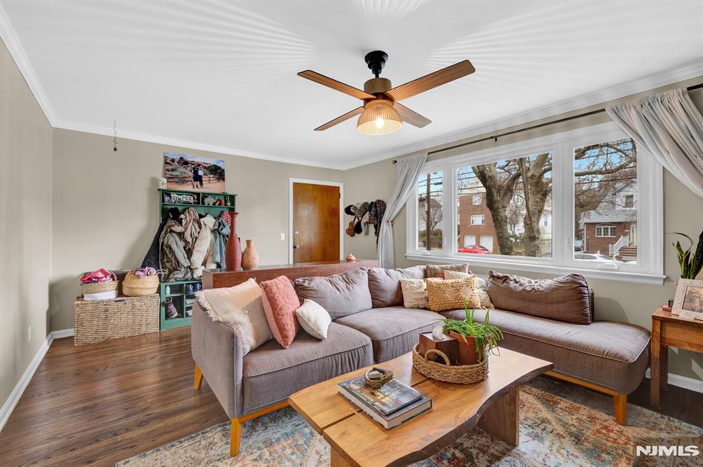322 Broughton Avenue