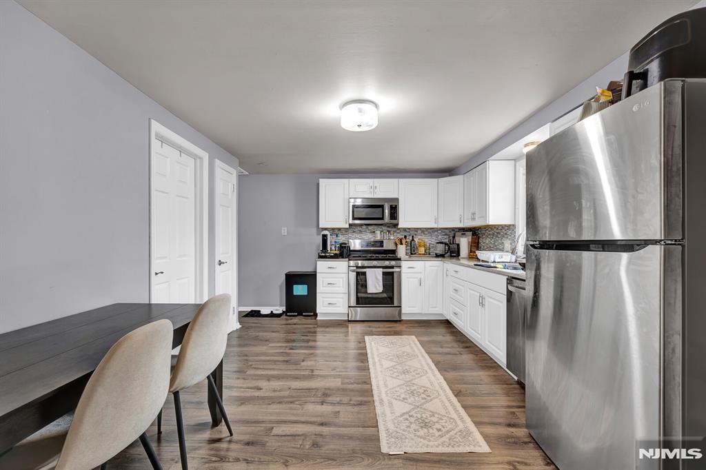 322 Broughton Avenue