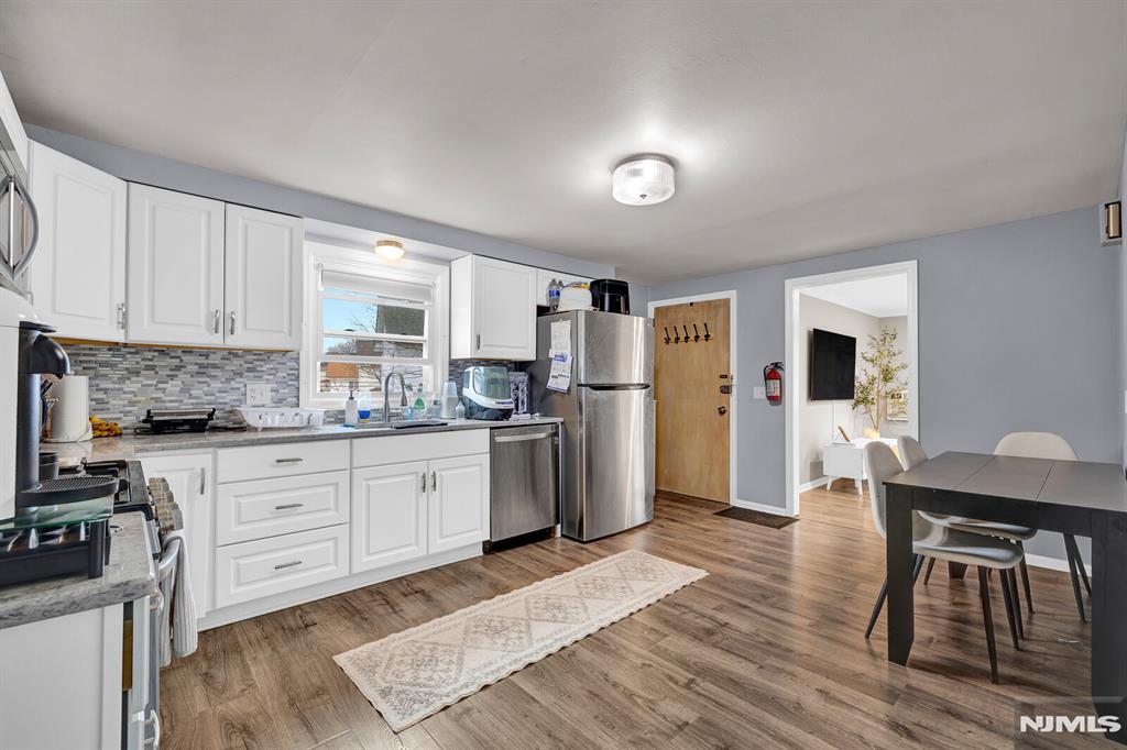 322 Broughton Avenue