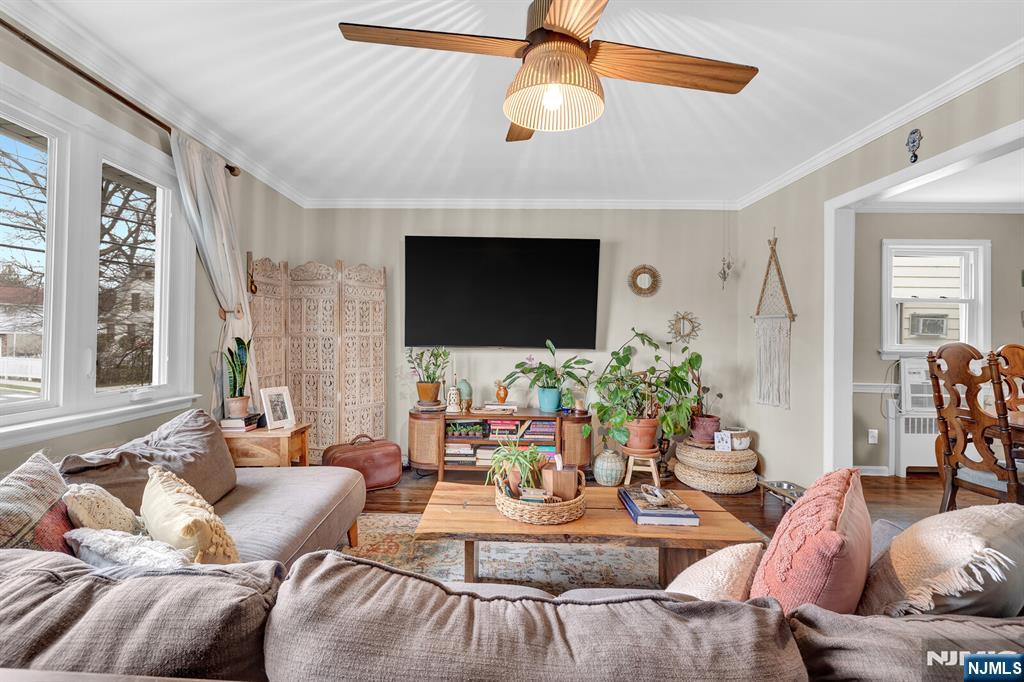 322 Broughton Avenue