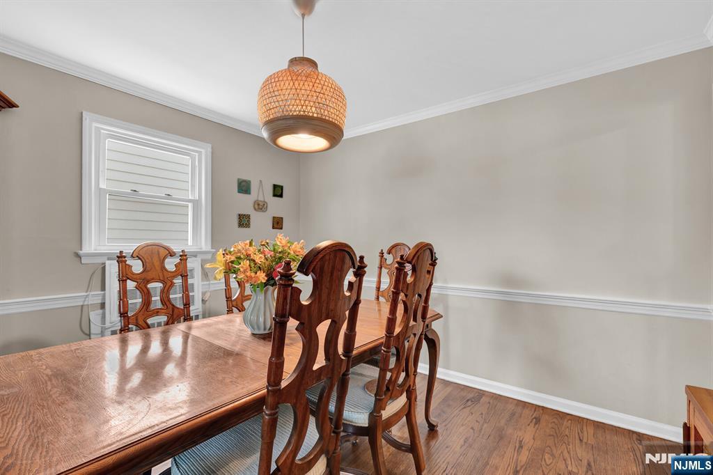 322 Broughton Avenue