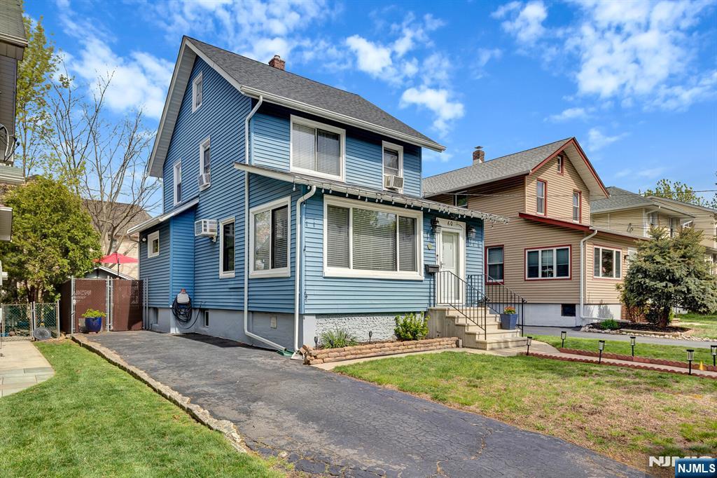 60 Vanderburgh Avenue
