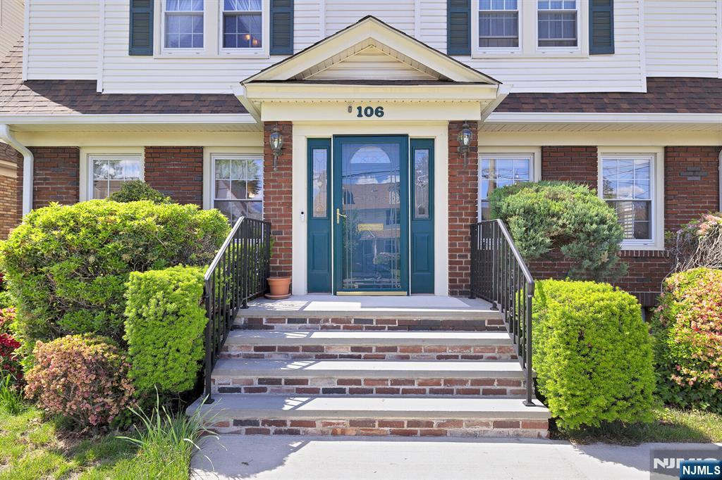 106 Maple Street
