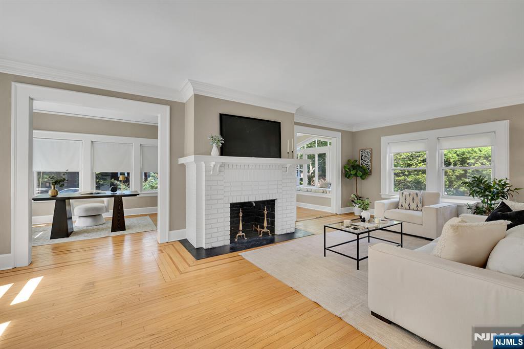 104 Carmita Avenue