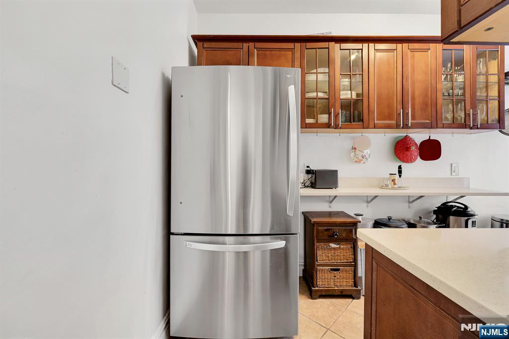115 Highland Avenue 10