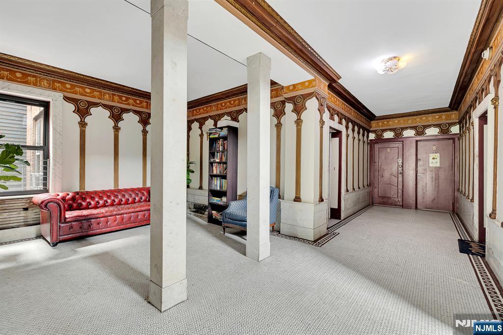 115 Highland Avenue 10
